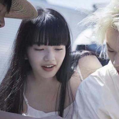 画家张咏梅,梅花精神映画坛,墨笔书写寒梅傲雪
