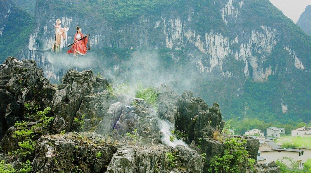 汽车弯道漂移